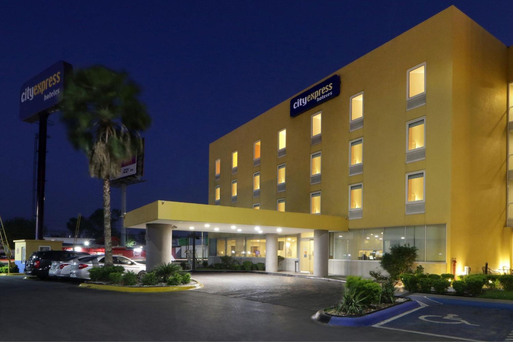City Express By Marriott Nuevo Laredo Εξωτερικό φωτογραφία