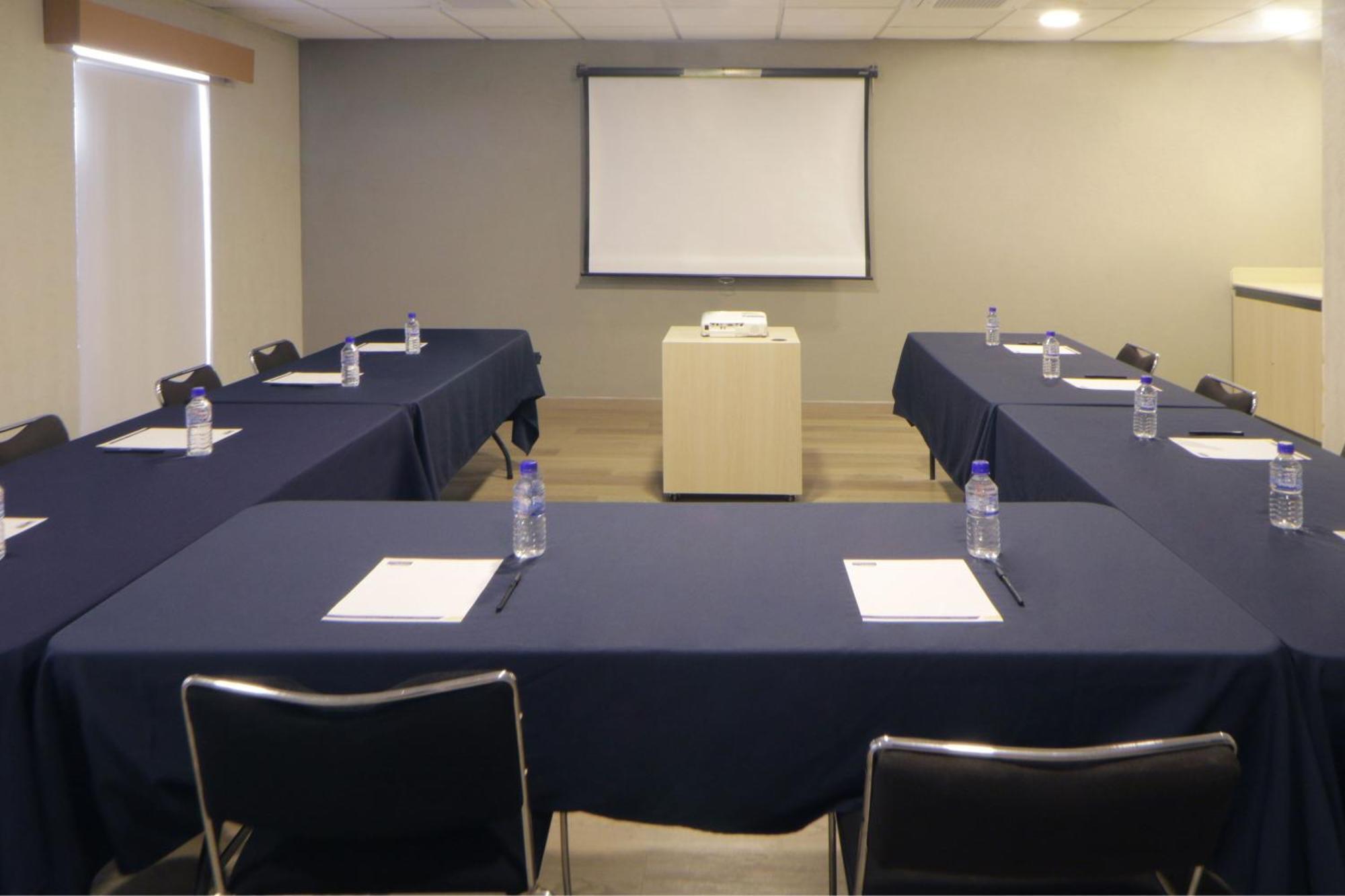 City Express By Marriott Nuevo Laredo Εξωτερικό φωτογραφία