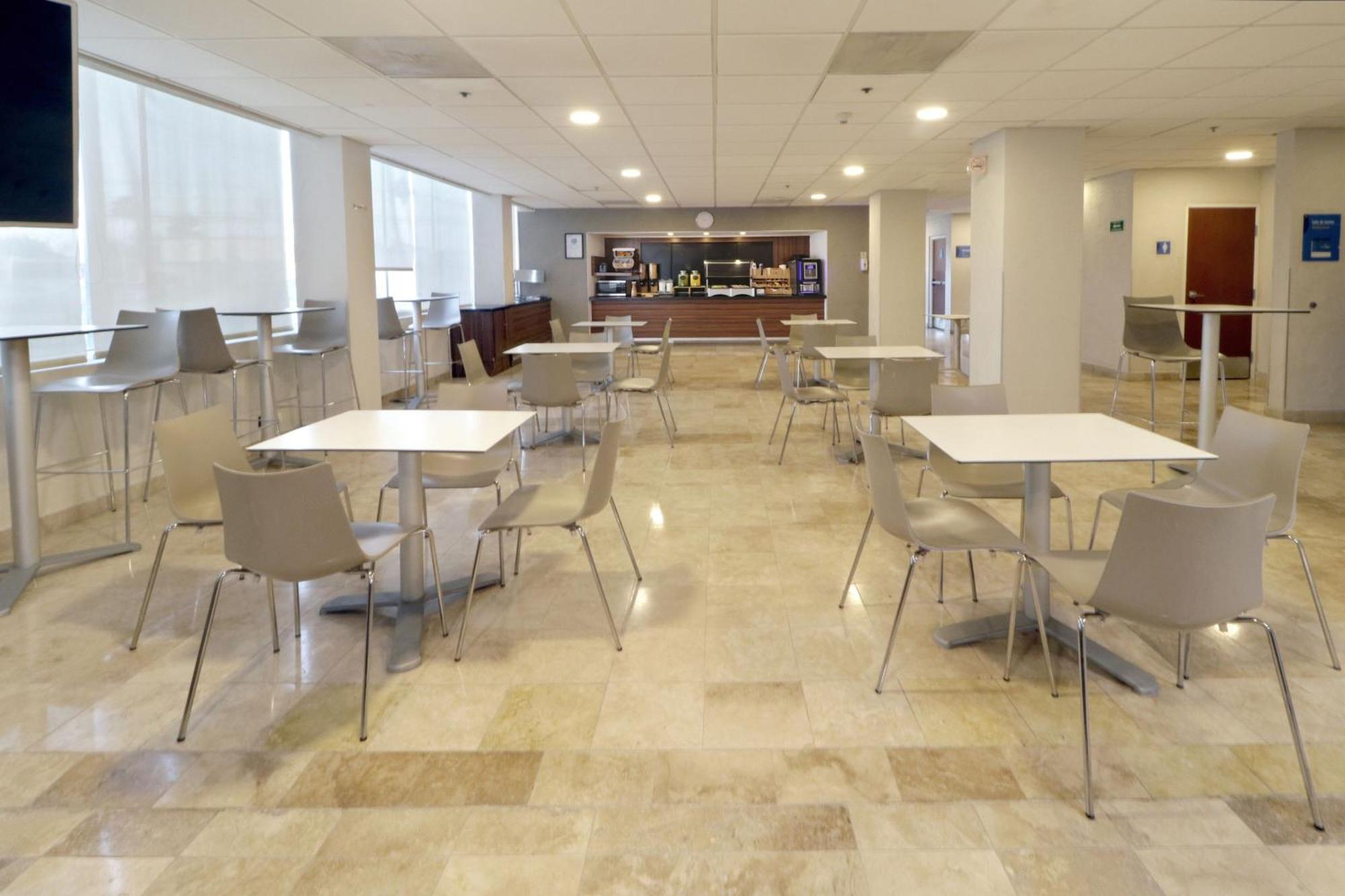 City Express By Marriott Nuevo Laredo Εξωτερικό φωτογραφία